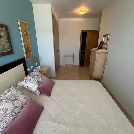 Puerta Marinas-serviden * デニア