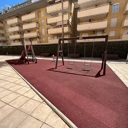 Puerta Marinas-serviden * デニア