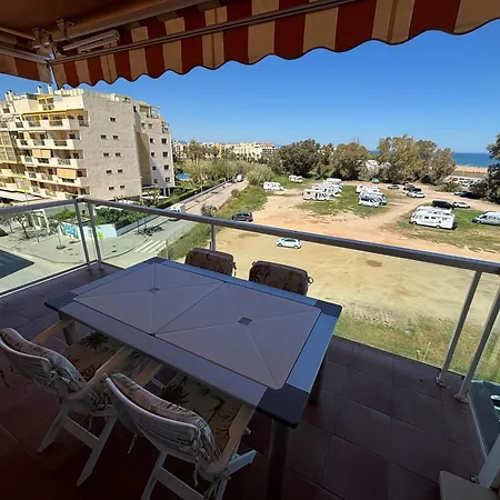 Puerta Marinas-serviden アパート *